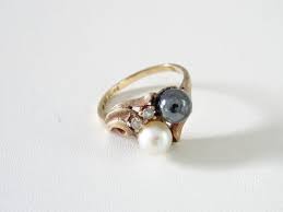 Black And White Pearl Ring With Diamonds Gold Black And White Pearl Ring Diamonds Vintage Signed Etsy White Pearl Ring Vintage Diamond Rings Pearl White