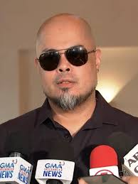 PANOORIN: Ian de Leon, nagbigay ng pahayag sa pagpanaw ng ina na  tinaguriang “Superstar” at National Artist na si Nora Aunor. Nagpasalamat  din si Ian para sa mga dumalo upang makiramay sa kanilang ...