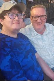 Adding my happy birthday good wishes to Little Beaver (Willie Hale), one of  my favourite artists. His tunes always sound of summer. Here's 'I really  love you babe' from 1976🌞