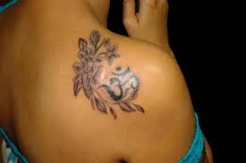 Back shoulder tattoos are available for both men and women. Tatto Wallpapers Tattoo Designs For Back Of Shoulder