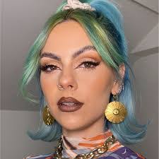 Keshia Harper's Instagram, Twitter & Facebook