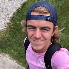 Christian Duniver (@cduniver12)