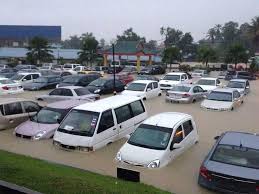 Banjir bah besar di negeri perak yang mencecah ketinggan143.8 kaki… pada tahun 1926, satu banjir besar telah melanda perak dan kemudiannya negeri kelantan memang dah sinonim dengan situasi banjir setiap tahun. Gambar Sudahkah Anda Lihat Banjir Terburuk Sejak 30 Tahun Di Pantai Timur