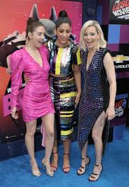 Having some of the most popular feet in hollywood, elizabeth banks did not hesitate to show off her elizabeth banks at the 2018 hollywood beauty awards hosted at avalon hollywood in los. Elizabeth Banks Feet 3993284 Imgbb