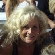 Debbie Cates (@dwagcates)