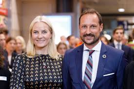 Speech by foreign minister guido westerwelle at the presenting of the golden heart to the norwegian crown princess mette marit at the charity gala ein herz für kinder 15.12.2012. Prinzessin Mette Marit Spricht Uber Ihr Liebesleben Mit Prinz Haakon Brigitte De