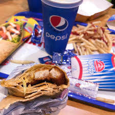 مطعم هرفي في تبوك