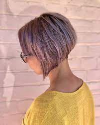 En 2020, on assume sa crinière ou on donne du mouvement à nos cheveux s'ils sont plats ! 65 Superb Medium Length Hairstyles For Trendy Women Page 9 Of 13 Summell Blog Graduated Bob Haircuts Graduated Bob Hairstyles Bobs Haircuts