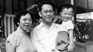 He also served as the minister for trade and industry, minister for finance and deputy prime minister. 15 Ever So Slightly Interesting Factoids About Pm Lee Hsien Loong Since It S His 15th Year As Our Pm Mothership Sg News From Singapore Asia And Around The World