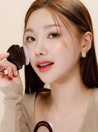 Designer fashion, Seoul-fully created