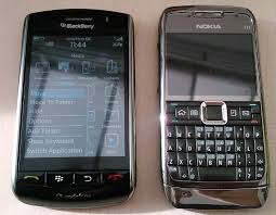 BlackBerry Storm vs Nokia N71