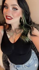 Danielle Varela's Instagram, Twitter & Facebook