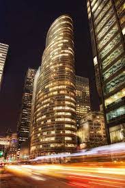 The lipstick building is located between the rectangular blocks of buildings of midtown, its. The Lipstick Building Midtown Nyc Nyc Building Beautiful Places To Visit