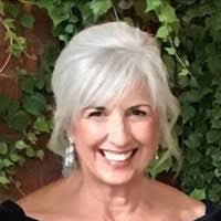 Lisa Scoma's Instagram, Twitter & Facebook