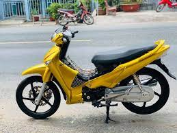Supra x 125 warna hitam putih modif. Modifikasi Motor Honda Supra X 125 Kelir Bodi Full Emas Plus Aksesoris Mewah Semua Halaman Motorplus
