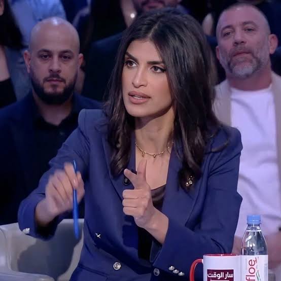 مريم مجدولين اللحام لمارسيل غانم: كلما بتحكي عنها لبولا يعقوبيان بتنزّل مستواك لنفسها، please انت خليك هون ونحن مننزل لمشاهدة الفيديو: https://t.me/boukraa7laa/139504