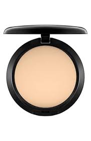 Buy Mac Studio Fix Powder Plus Foundation Nc20 For Women 0 52 Ounce By M A C Online At Low Prices In India Amazon In