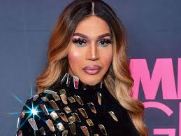 A Timeline of Chappell Roan's Rapid Rise From YouTube Covers to Global  Stardom