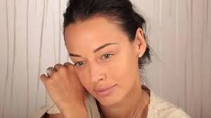 Andreea raicu is an actress, known for efect 30 (2009), pitici si tatici (2003) and megastar (2007). Andreea Raicu MÄƒrturisire CutremurÄƒtoare Am RenunÅ£at SÄƒ MÄƒ Mai Lupt