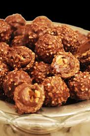 Inratables Et A La Portee De Tous J Ai Imagine Et Realise Cette Recette Type Ferrero Rochers Pour Les Enfan Chocolat Noel Recettes De Cuisine Recette Bonbon
