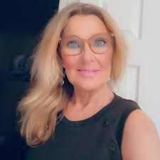 Nu Xtrax International Breaking News! First National Builder in England  Anne Reddin from London, England is our very first National Builder in  England! She achieved the rank of National Builder