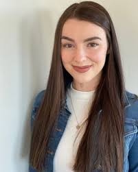 Samantha Severn's Instagram, Twitter & Facebook