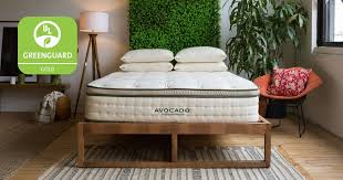 Our Mattress Is Hand Crafted With Natural And Organic Materials And Made To Last Head To Our Site And Take Your Green Mattress Luxury Mattresses Green Bedding