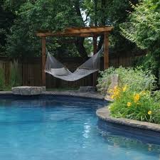 Modern Design Build Modern Pools Swimmingpooldesignuk Backyard Pool Pool Decor Backyard Hammock