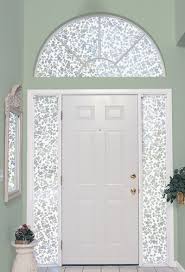 Front door small window coverings. Tips To Decorate The Sidelight Windows In The Abode S Entrance Weberlifedesignspeaks Com