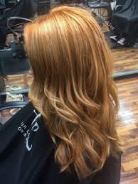 Red hair colors will always have a warm place in my heart. Natural Redhead Copper Highlights Beach Hair Loose Curls Red Ginger Light Red Strawberry Blonde B Red Blonde Hair Short Hair Balayage Natural Red Hair