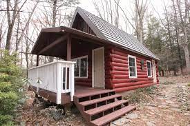 Poconos log cabin is perfect for large groups and bachelor parties. 5 Tiny Cabins In The Poconos You Can Rent This Summer Curbed Philly