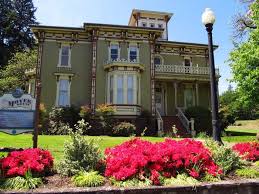 8 Brownsville In 2020 Victorian Homes Oregon House Old Victorian Homes