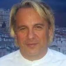 Denise Tompkins (@CandysManager)