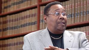 Judge poised to hear Banks election challenge