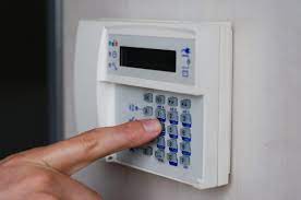 Se hai le idee chiare e ho risposto alle tue domande e vuoi ordinare il tuo antifurto casa fai da te vai qui e compila il modulo, se invece vuoi farmi qualche. Installazione Di Un Impianto D Antifurto Via Cavo Fai Da Te