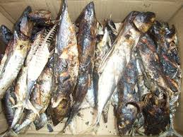 Subcribe , like and share yaa jika anda menyukai. Menikmati Ikan Tongkol Bakar Steemit