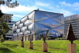 Epingle Par Roxim Sur Le Nuage Port Marianne Montpellier En 2020 Salle De Sport Espace Beaute Montpellier