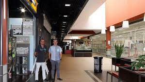 Si vas en coche a deltour hotel, hay. Montauban La Galerie Marchande Albasud Rencontre Des Difficultes Ladepeche Fr