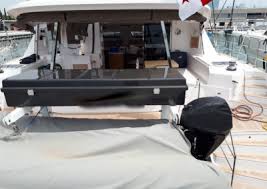 Un Projet De Renovation Ou Reparation De Votre Bateau Carbotini