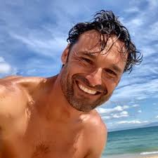 Abraham Quintero (@Abrahamo60)