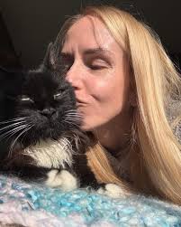 Today is my cat's gotcha day 🎄 I was so depressed after a break up with  the man I thought I was spending my life with. I was searching for a kitty.