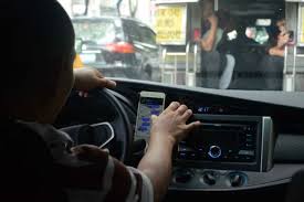 Adik saya dibunuh dengan kejam dengan beberapa kesan dipercayai senjata tajam di beberapa bahagian, termasuk putus pergelangan lengan kiri. Pemandu Grab Ditembak Ditemui Mati Dalam Kereta Dunia Mstar