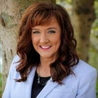 500+ "Drinkwine" profiles