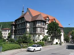 Von stuttgart sind es über die b27/b28 rund 50 km bis bad urach. Schloss Urach Wikipedia