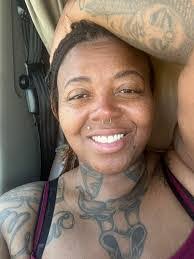 Ivory Singleton's Instagram, Twitter & Facebook