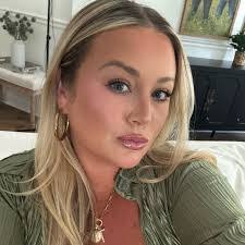 Erika Roland's Instagram, Twitter & Facebook