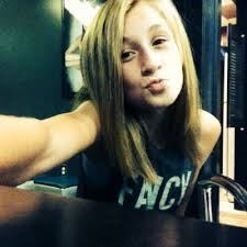 Karli Norton (@karlinorton)