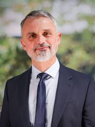 Jeremy Paul (@JeremyPaul31)