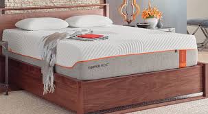 Houston S Leading Tempur Pedic Mattress Retailer Gallery Furniture Country Chic Bedroom Furniture