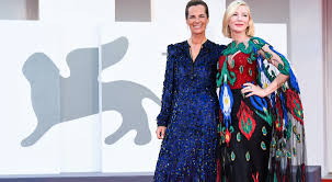 Check spelling or type a new query. Festival Del Cinema Armani Trionfa Sul Red Carpet A Venezia Mffashion Com